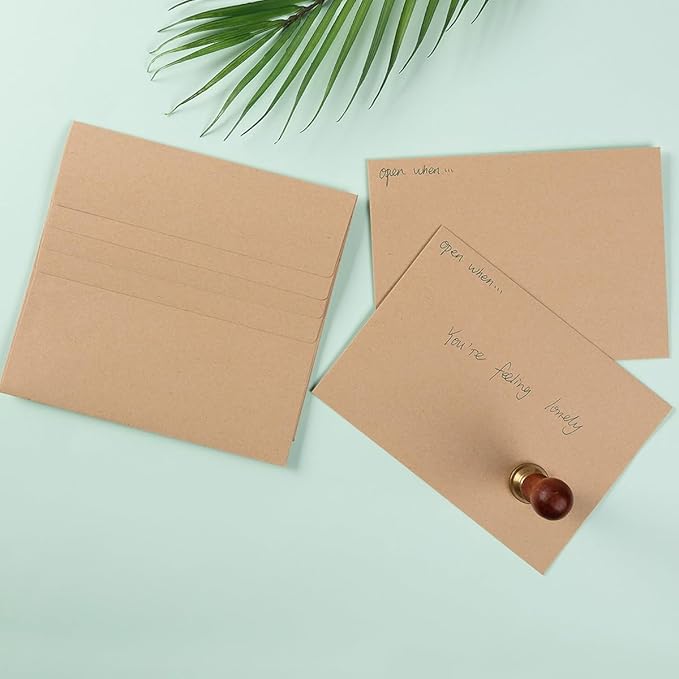 Wishop 100 Pack Brown A7 Envelopes Self-Adhesive 5x7 Envelopes for Invitations, 5x7 Greeting Cards (Brown, 5.24 x 7.21 Inches)