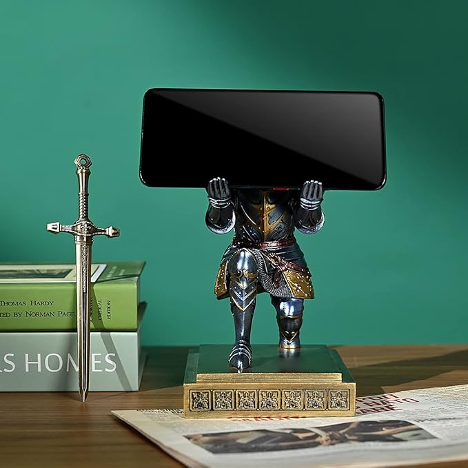 King's Guard Knight Pen Holder Pen Stand Desk Organizers and Accessories Resin Pencil Holder as Gift for Office and Home (Blue)