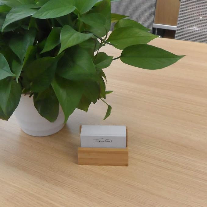 enyuwlcm 1 Pack Bamboo Wood Desktop Business Card Holder for Desk Sturdy Business Card Display Stand for Office Suitable for Men Women
