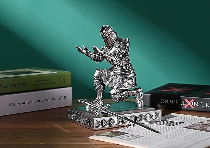 King's Guard Knight Pen Holder Pen Stand Desk Organizers and Accessories Resin Pencil Holder as Gift for Office and Home (Silver(Plating))